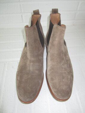 VINCE Suede Chelsea Boots Men’s 8 M EU 41